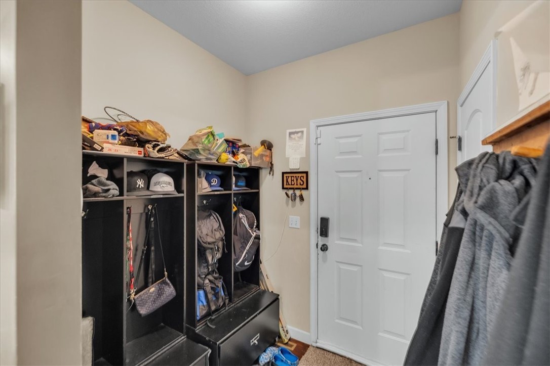 1618 English Oak Drive Property Photo 37