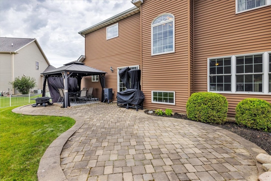 1618 English Oak Drive Property Photo 39