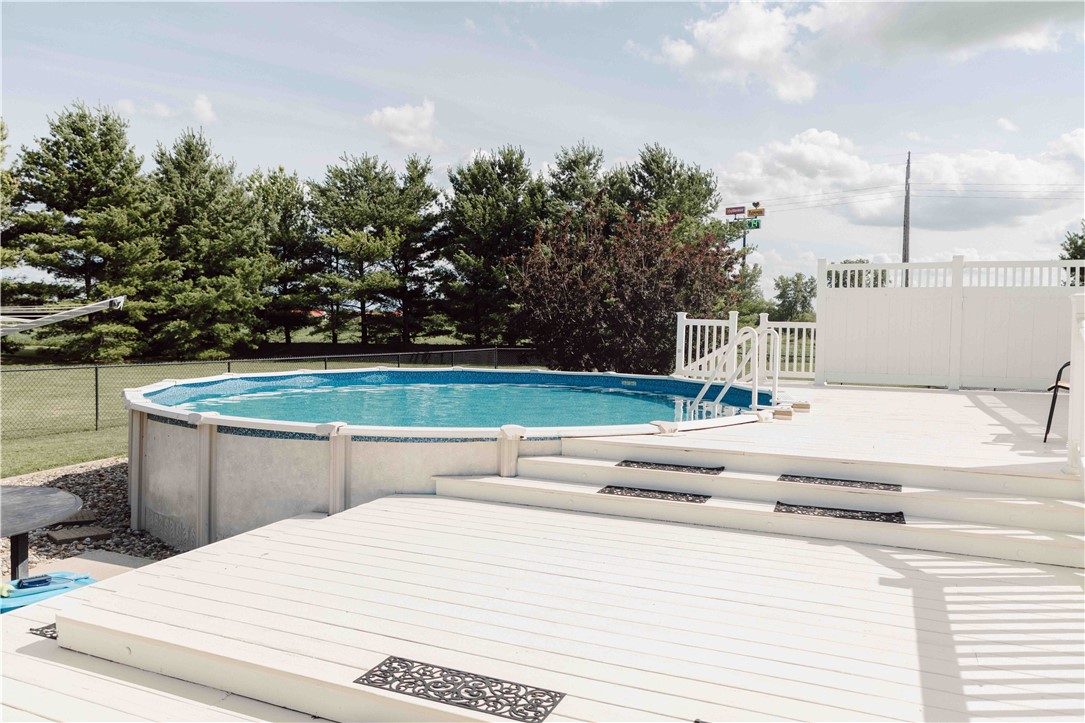 2585 Ash Avenue Property Photo 8