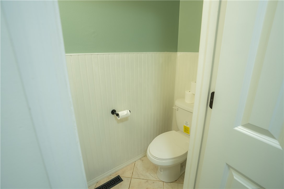 2012 Redoak Street Property Photo 17