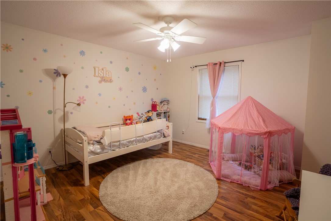 2012 Redoak Street Property Photo 23