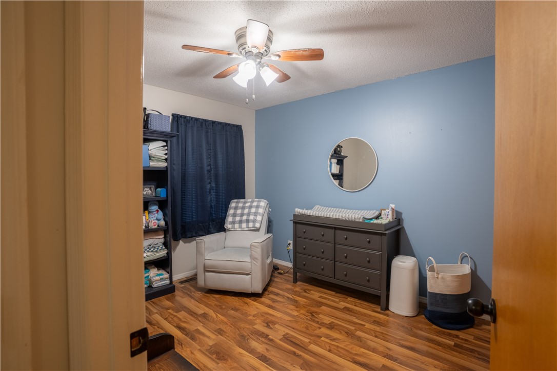 2012 Redoak Street Property Photo 26