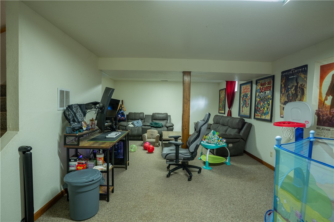 2012 Redoak Street Property Photo 29