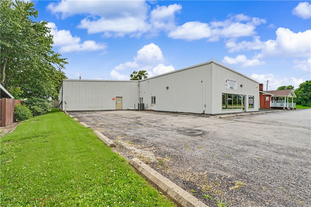 1706 Warrington Avenue Property Photo 1
