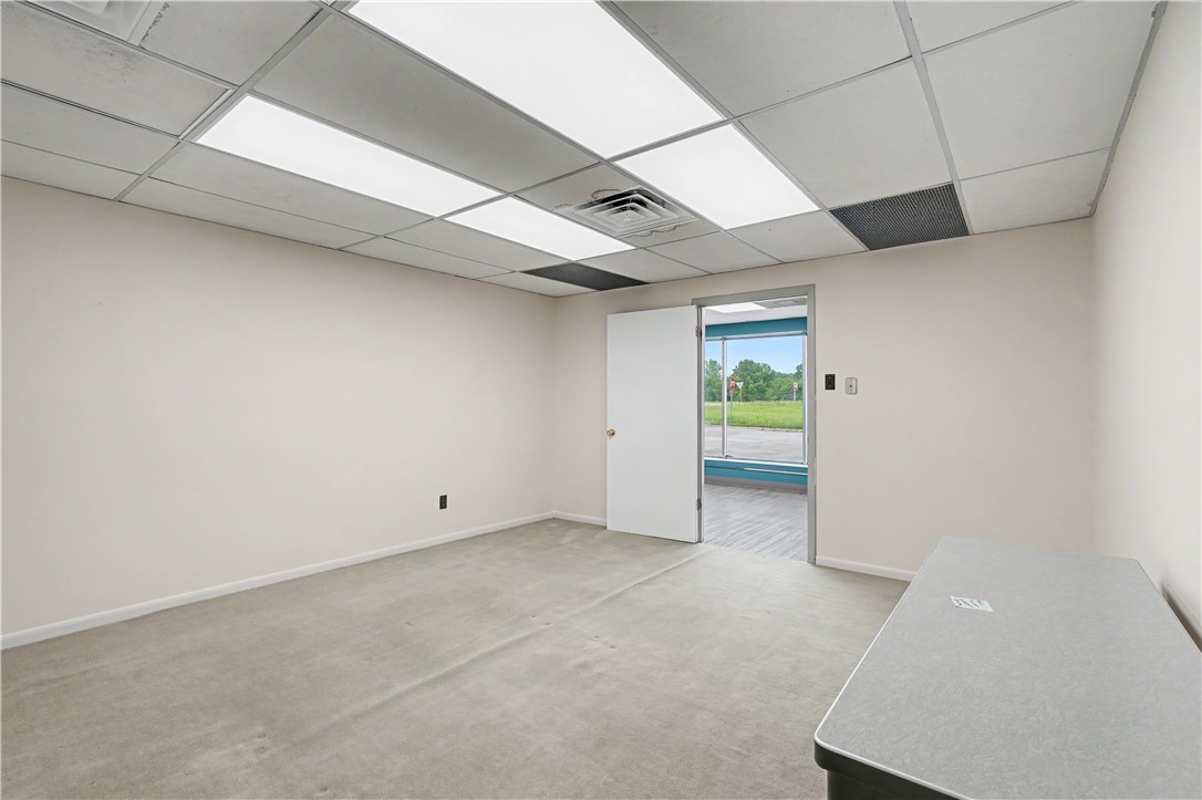 1706 Warrington Avenue Property Photo 17