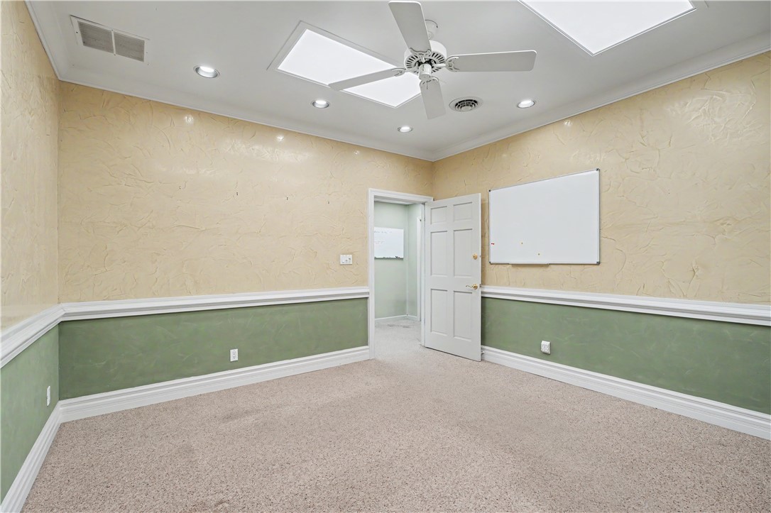 1706 Warrington Avenue Property Photo 22
