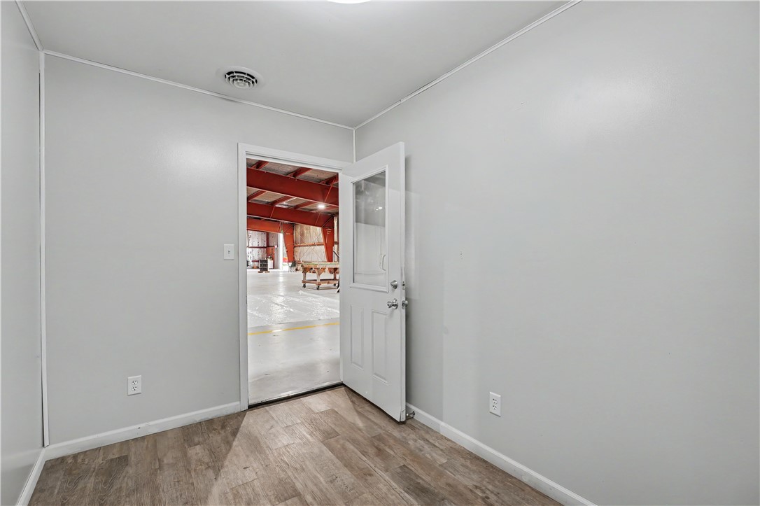 1706 Warrington Avenue Property Photo 26