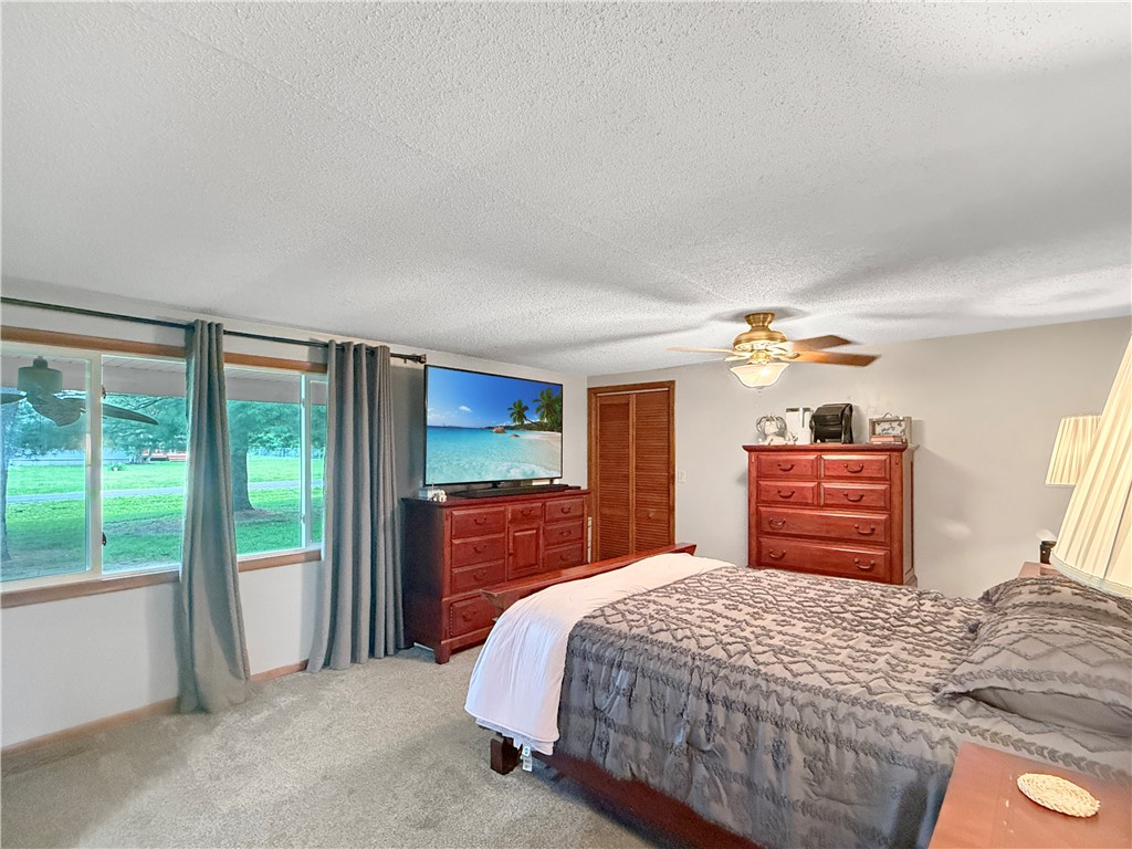 1265 W Ash Avenue Property Photo 10