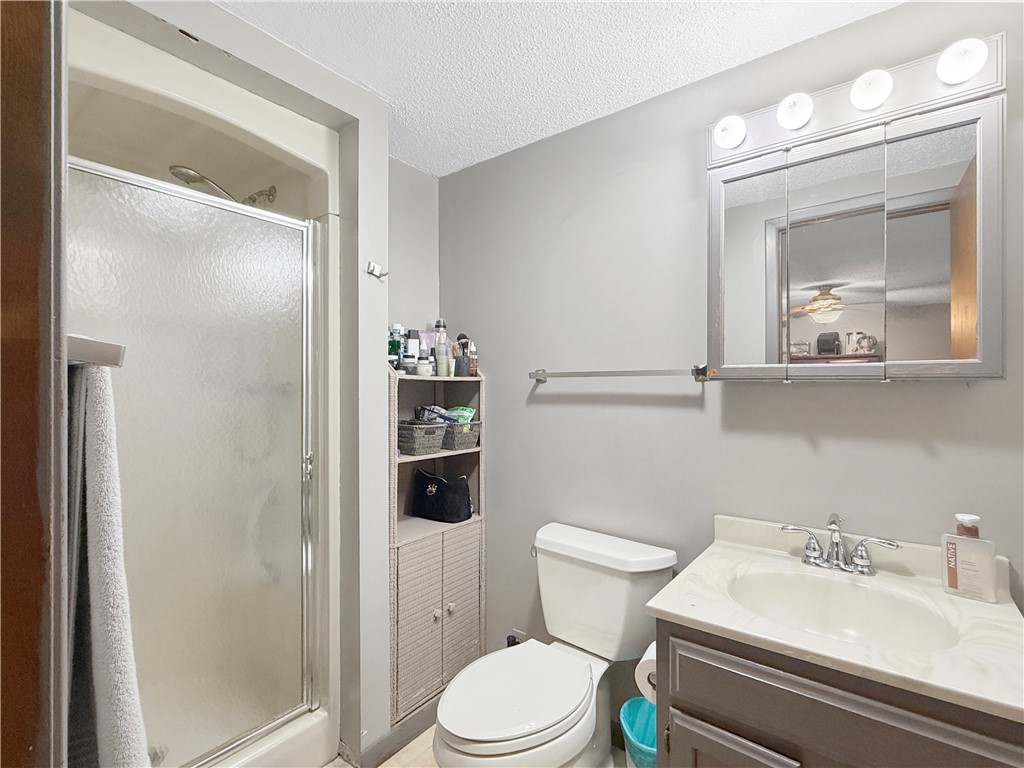 1265 W Ash Avenue Property Photo 13