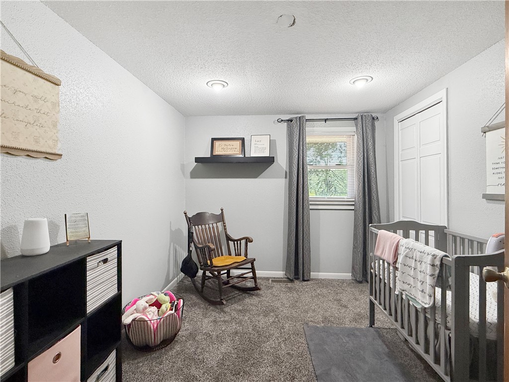 1265 W Ash Avenue Property Photo 14