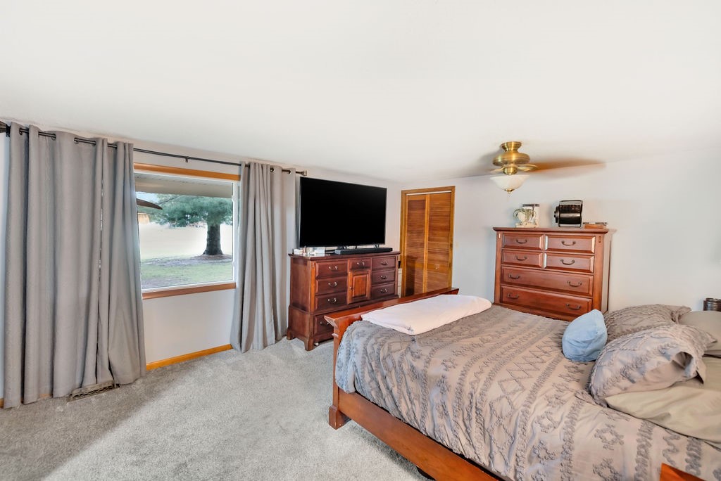 1265 W Ash Avenue Property Photo 14