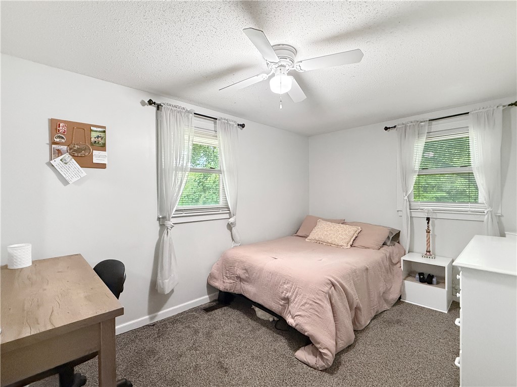 1265 W Ash Avenue Property Photo 15