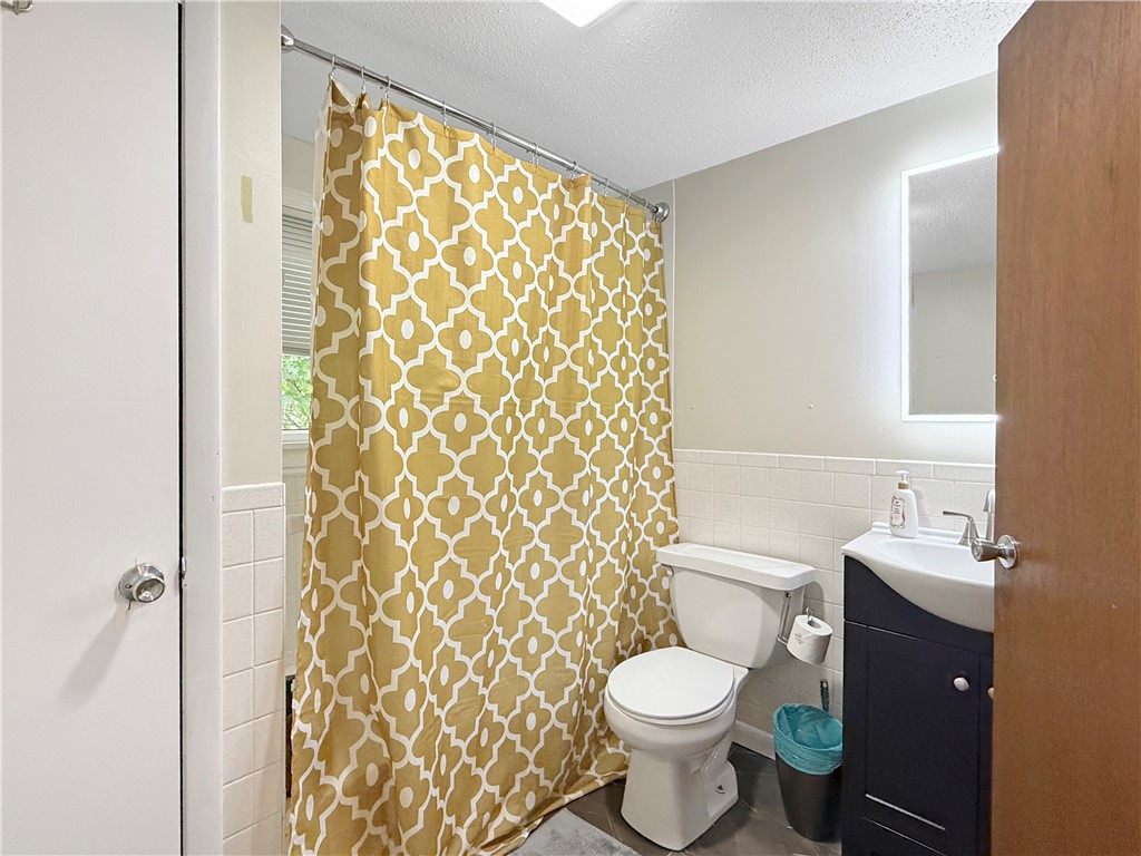 1265 W Ash Avenue Property Photo 17