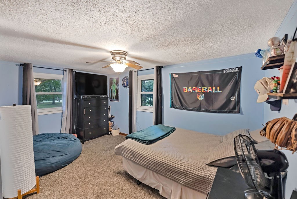 1265 W Ash Avenue Property Photo 18