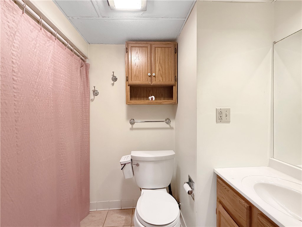 1265 W Ash Avenue Property Photo 20
