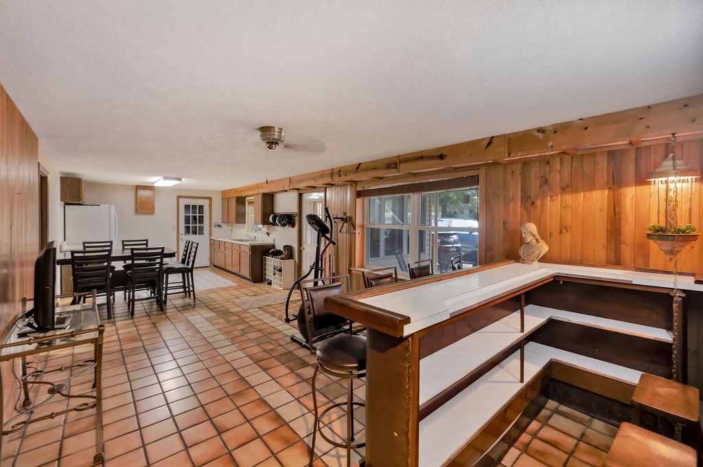 1265 W Ash Avenue Property Photo 27