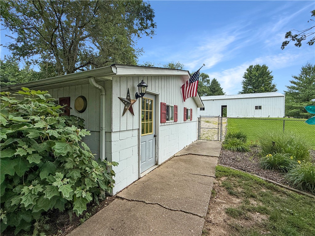 1265 W Ash Avenue Property Photo 30