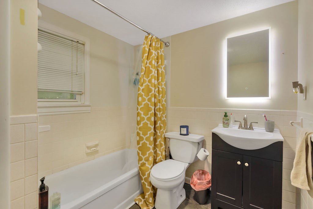 1265 W Ash Avenue Property Photo 35