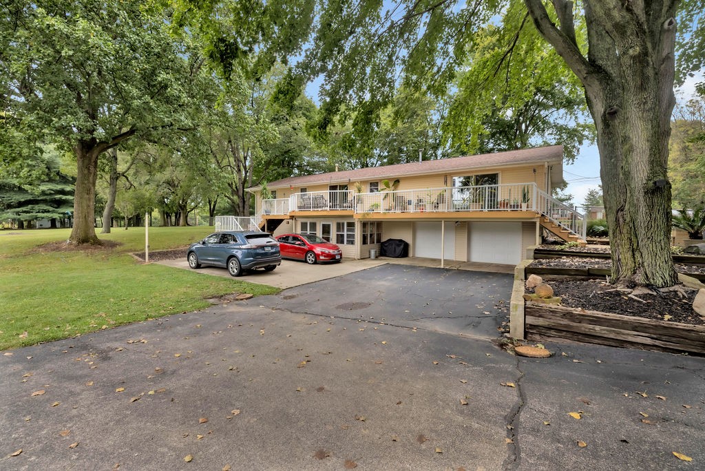 1265 W Ash Avenue Property Photo 41