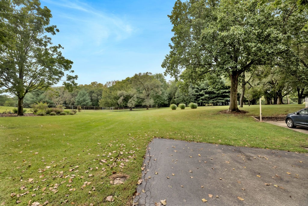 1265 W Ash Avenue Property Photo 42