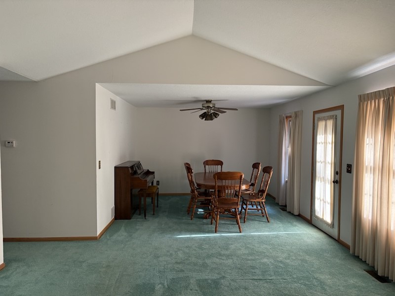 12 Lafayette Meadows Property Photo 8