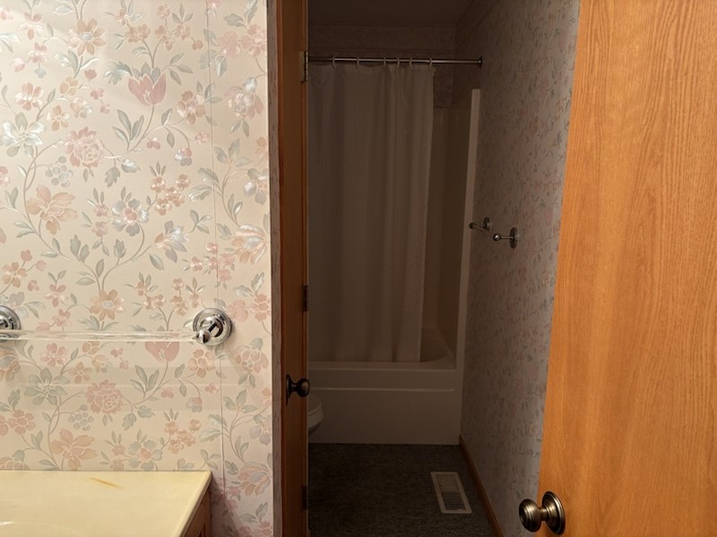 12 Lafayette Meadows Property Photo 14