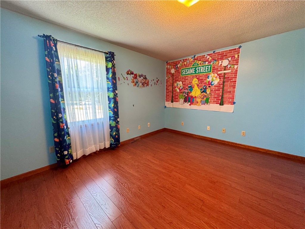405 Price Avenue Property Photo 7