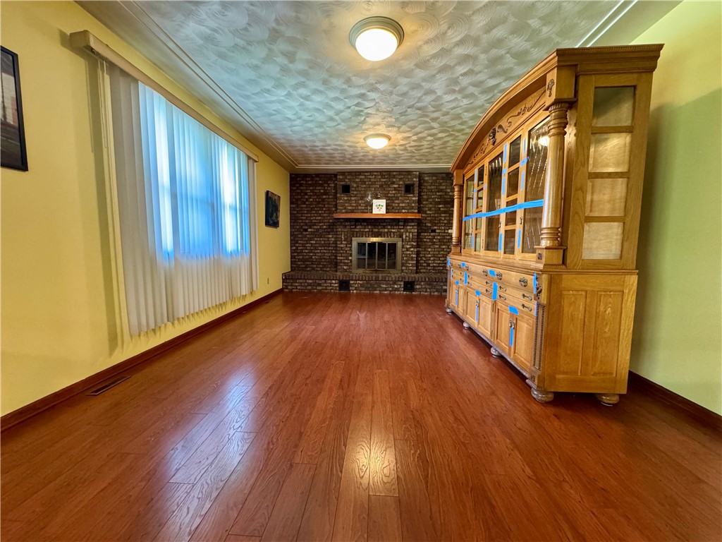 405 Price Avenue Property Photo 9