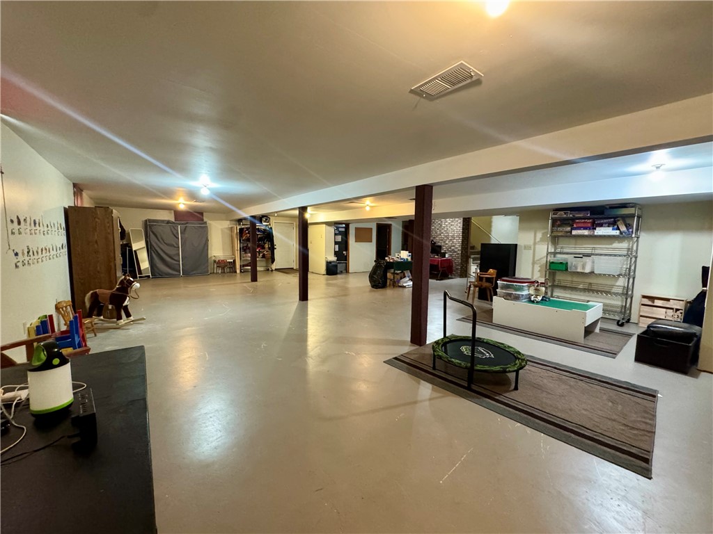 405 Price Avenue Property Photo 10