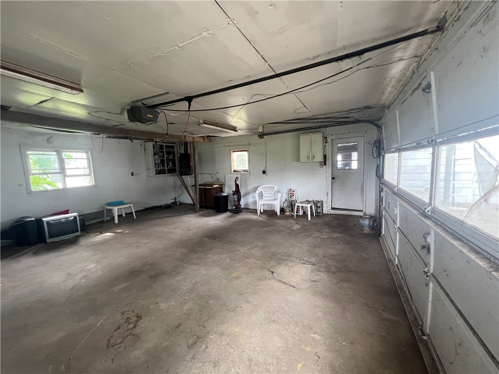 207 N Steele Street Property Photo 20