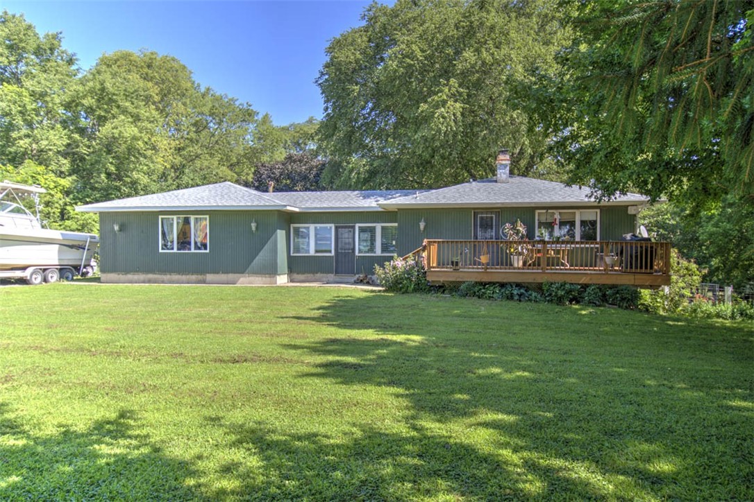 915 E 2700 North Road Property Photo 1