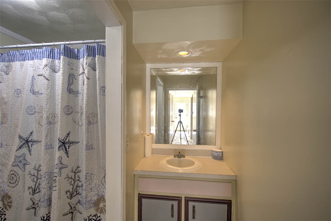 915 E 2700 North Road Property Photo 14