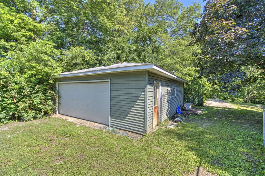915 E 2700 North Road Property Photo 20