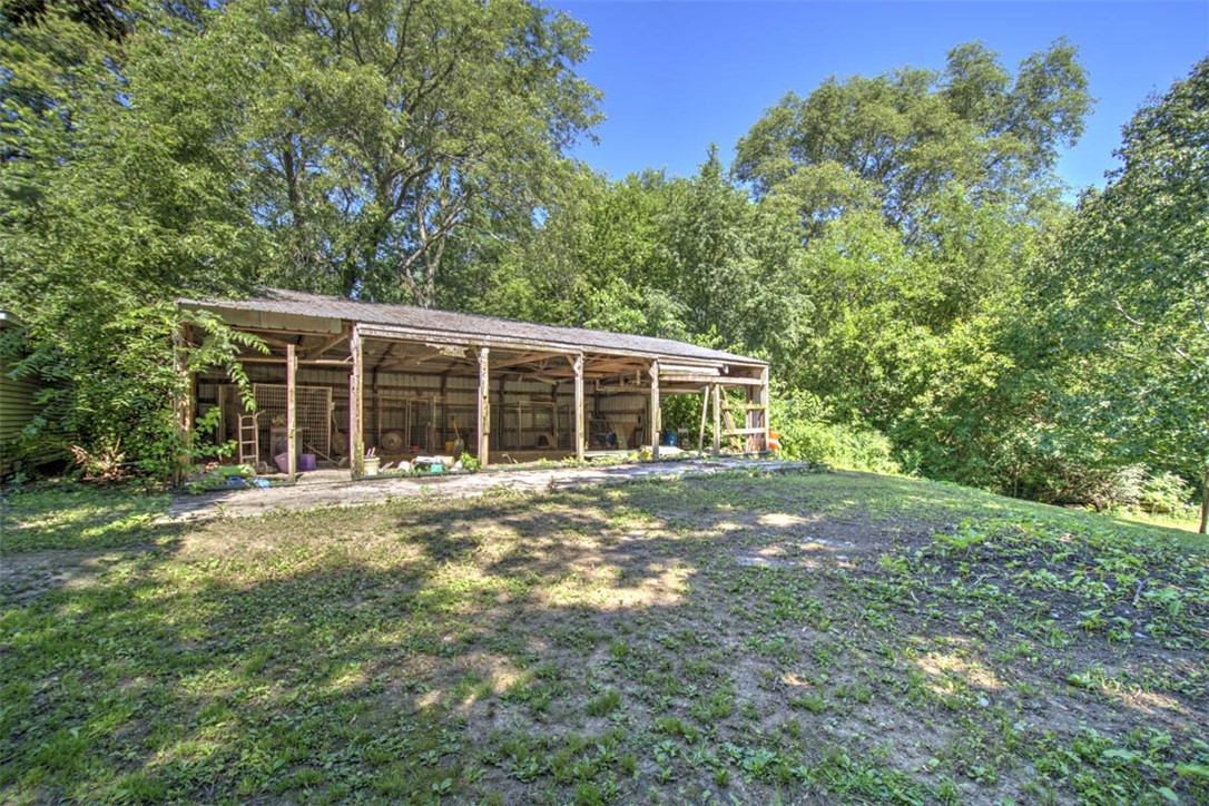 915 E 2700 North Road Property Photo 21