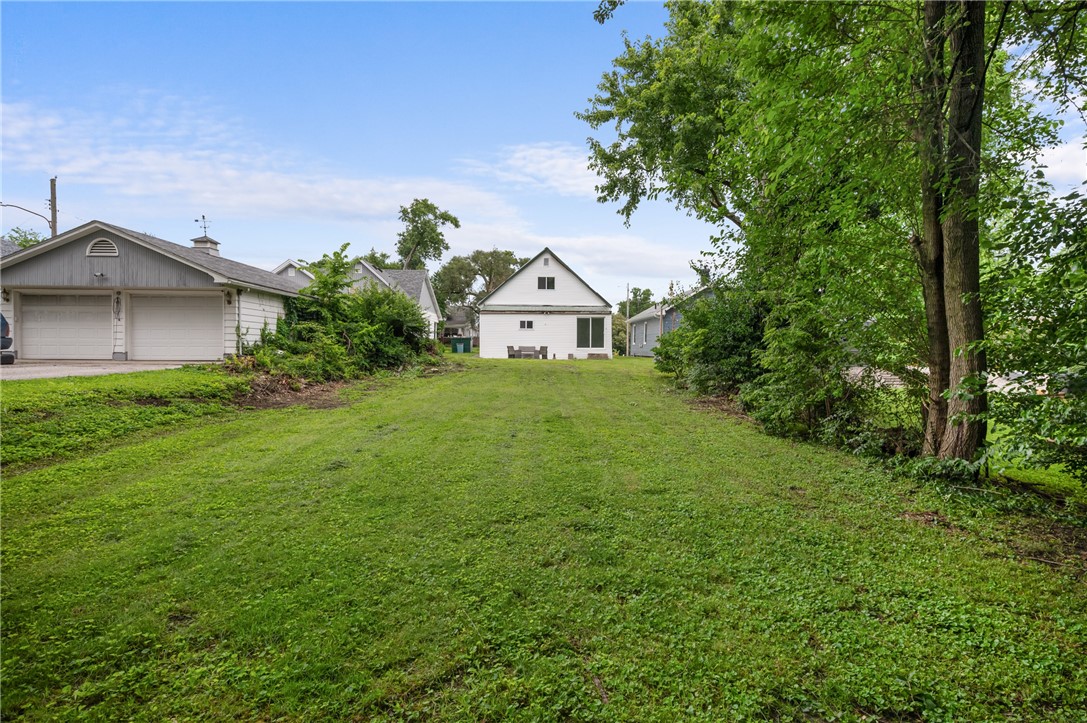 306 E Madison Street Property Photo 27