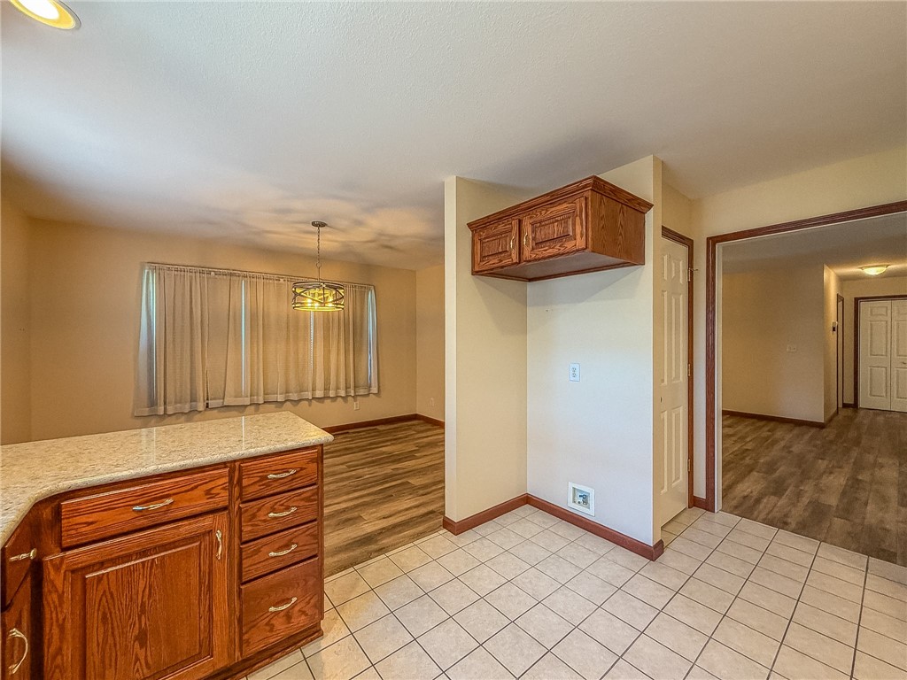 17 Lafayette Meadows Property Photo 11