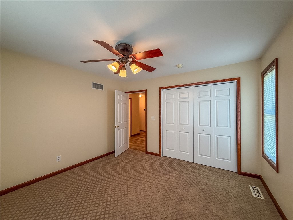 17 Lafayette Meadows Property Photo 23