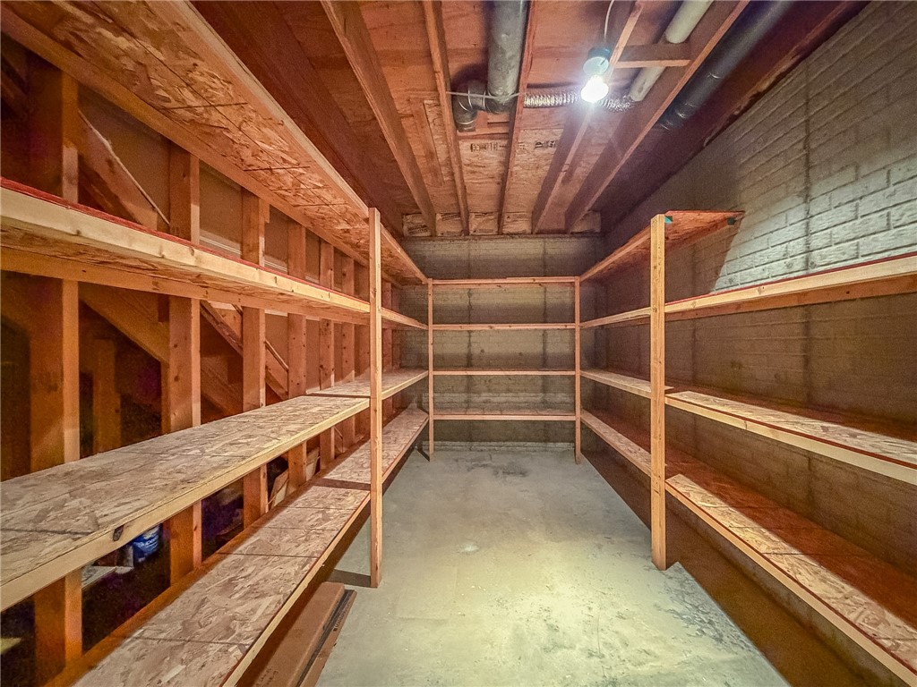 17 Lafayette Meadows Property Photo 33