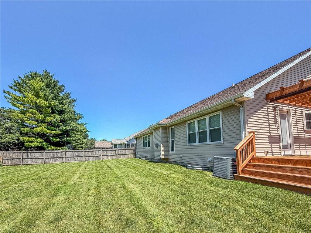17 Lafayette Meadows Property Photo 37