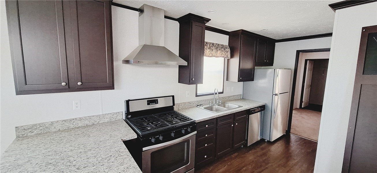 94 Delta Drive Property Photo 1