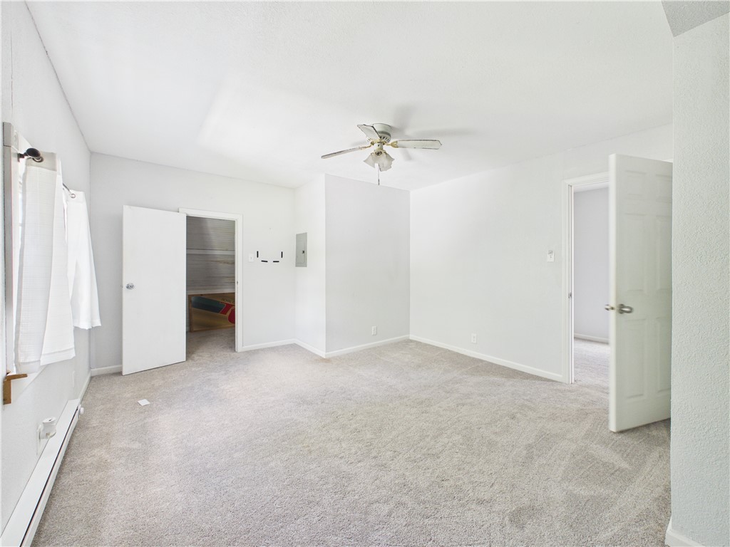 409 S Seminary Street Property Photo 15