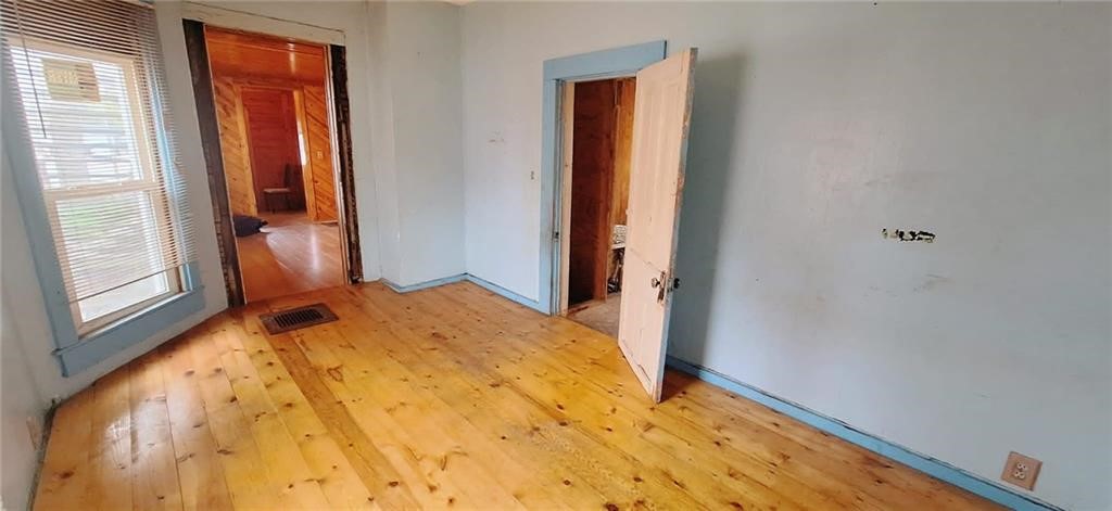 409 Ann Street Property Photo 8