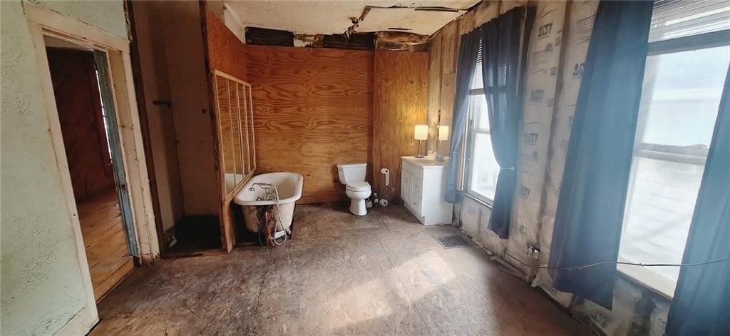 409 Ann Street Property Photo 10