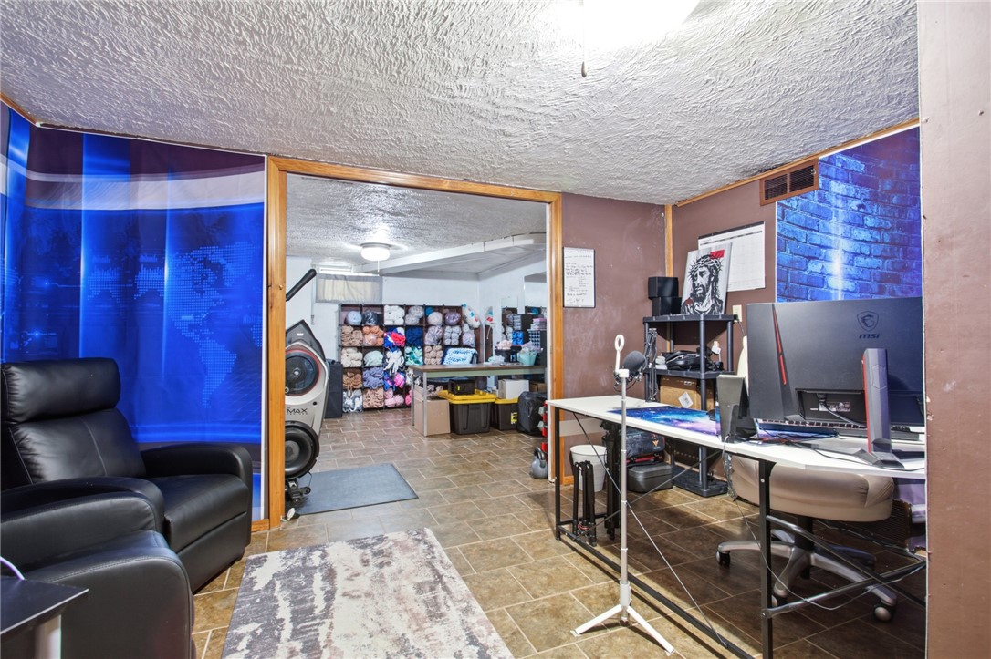 126 2nd Street Property Photo 26
