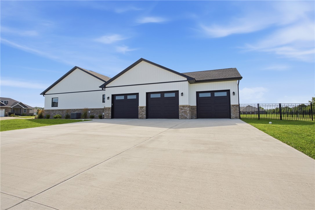 13212 Augusta National Drive Property Photo 4
