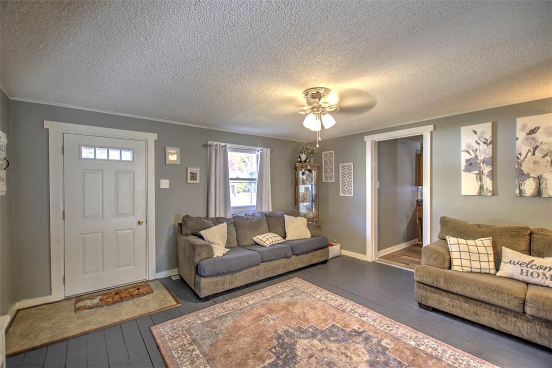 113 Wait Street Property Photo 3
