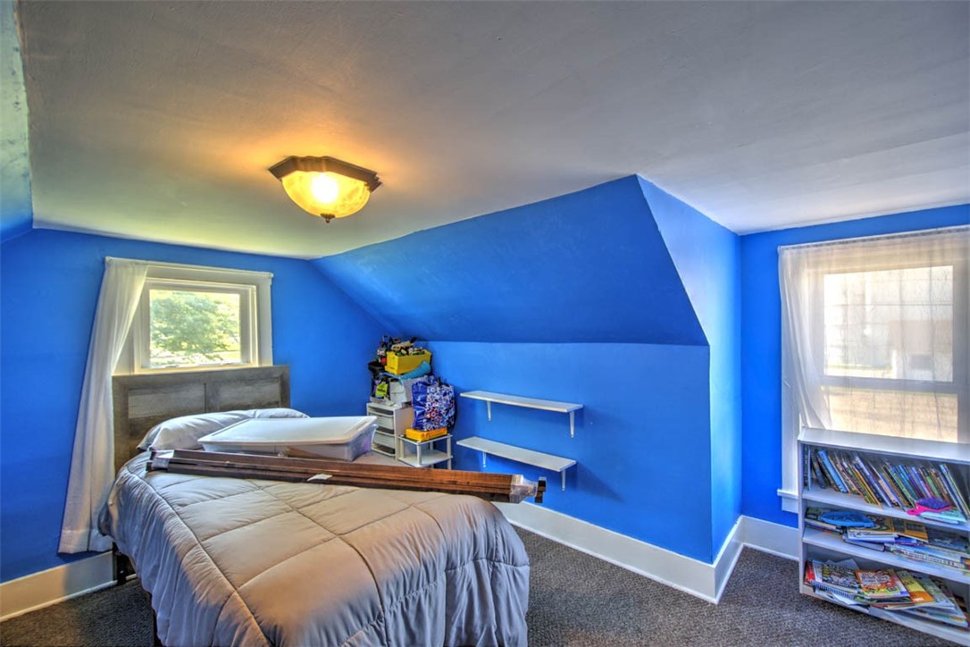 114 S Oak Street Property Photo 19