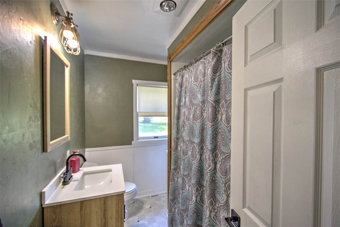 114 S Oak Street Property Photo 21