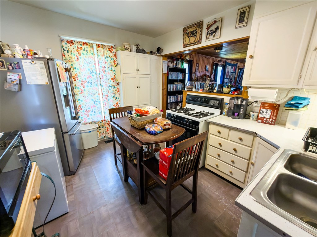 611 E Jackson Avenue Property Photo 7