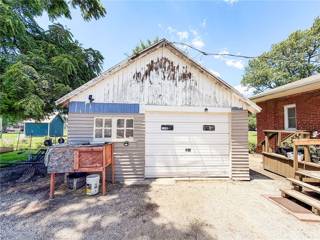 611 E Jackson Avenue Property Photo 19